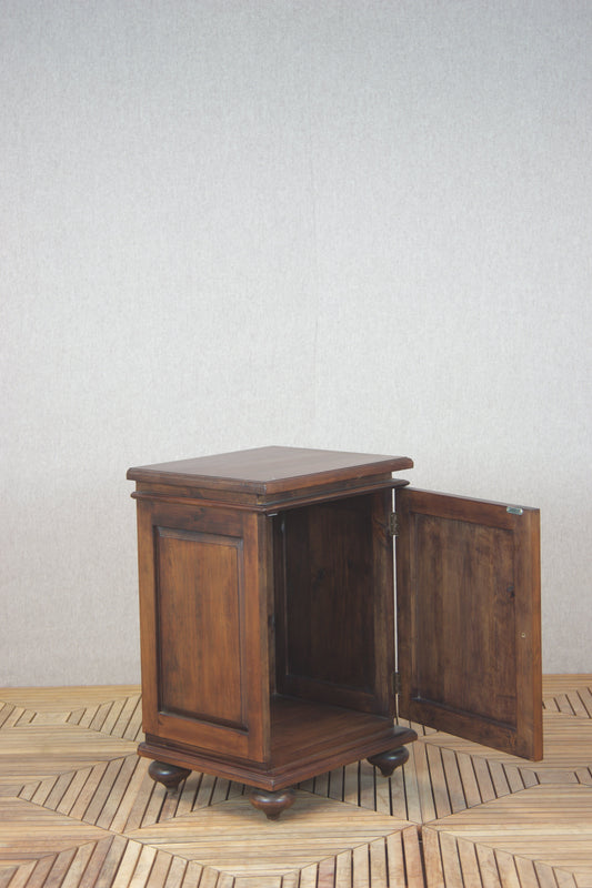 Isabelline Side Table