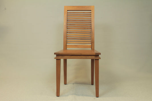 Horizontal Jari Dining Chair